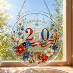 Ornement suspendu de puzzle acrylique America 250 – Attrape-soleil patriotique pour fenêtre 1776-2026 avec drapeau floral, cloche de la Liberté et motif de torche