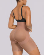 Short taille haute mi-cuisse