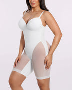 Body string mi-cuisse échancré dans le dos
