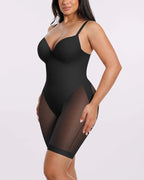 Body string mi-cuisse échancré dans le dos