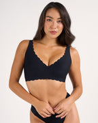 Soutien-gorge sans armature push-up sans couture à armatures de gel, en V profond et festonné
