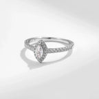 Bague de fiançailles en joaillerie fine taille marquise