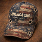 Casquette de baseball brodée drapeau américain vieilli avec trou de balle - 250e anniversaire de l'Amérique 1776-2026