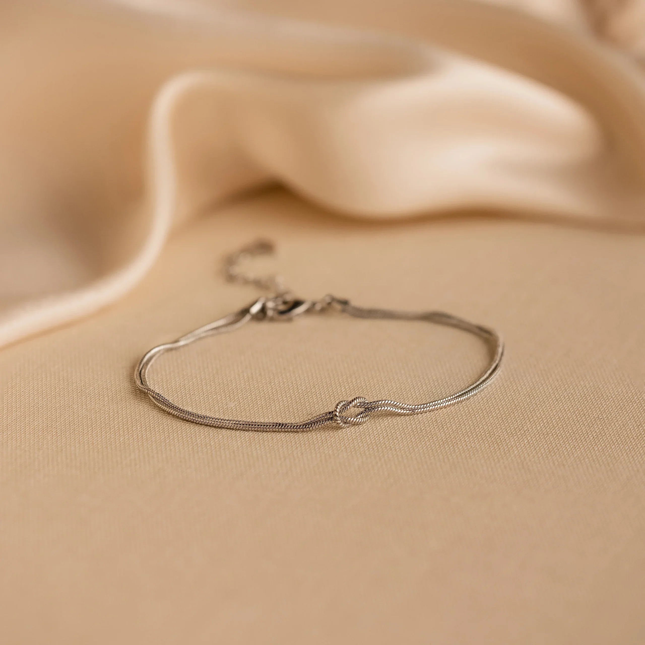 Bracelet Nœud Infini